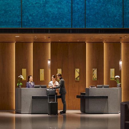 Готель Intercontinental Kaohsiung By Ihg Екстер'єр фото The lobby of the hotel