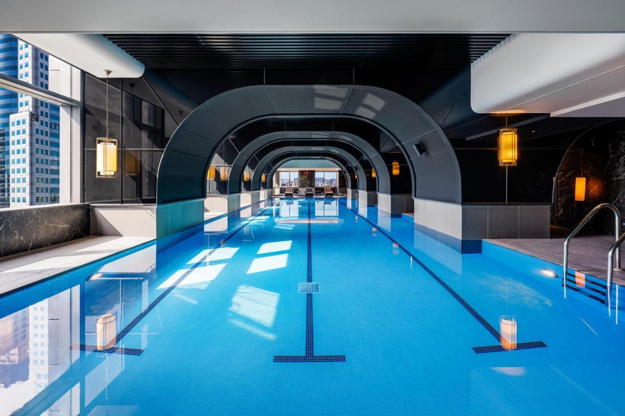 Готель Intercontinental Kaohsiung By Ihg Екстер'єр фото The pool at the Mandarin Oriental, Munich